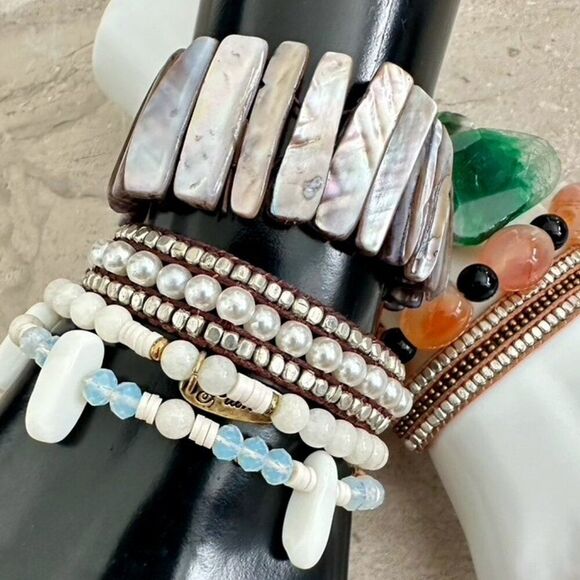 Fun Bracelet Bundle lot - Gemstone stone Sea Shell Beaded - Picture 3 of 4
